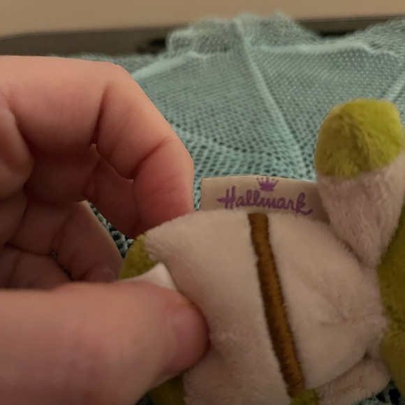 Hallmark Itty Bitty Yoda Doll, Star Wars Lucasfilm - Picture 2 of 2